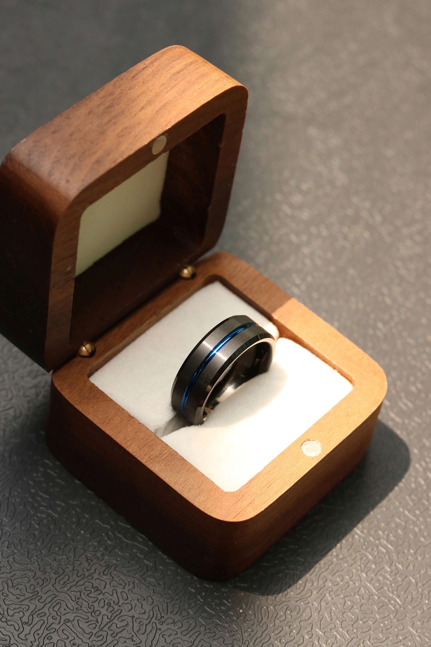 Tungsten Ring 750