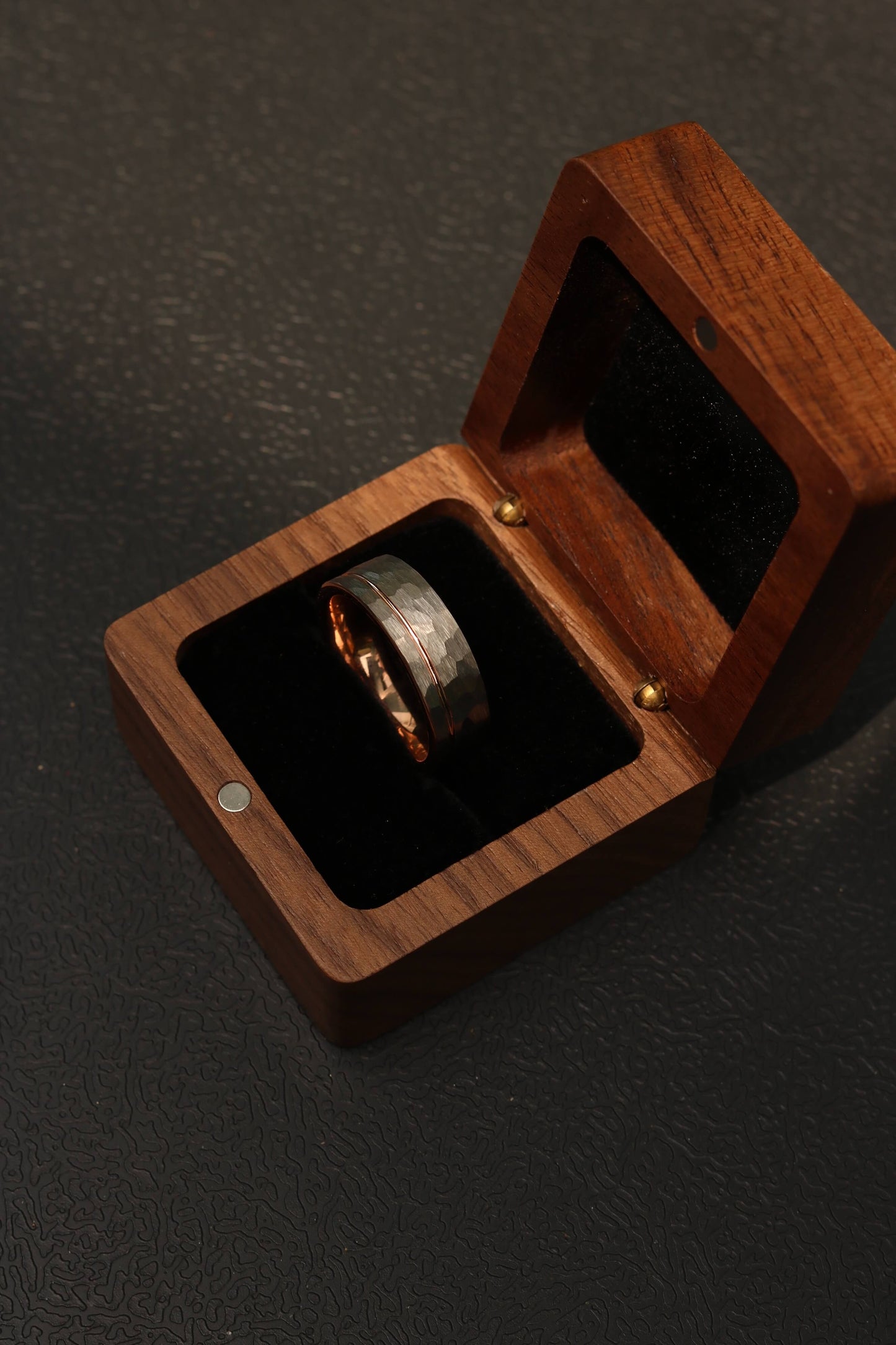 Tungsten Ring 545